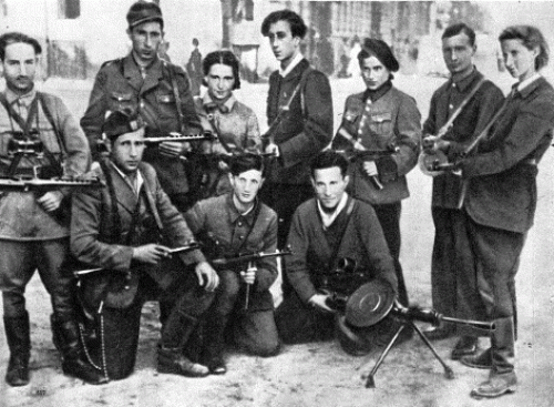 Members of the Fareynikte Partizaner Organizatsye, active in the Vilna Ghetto